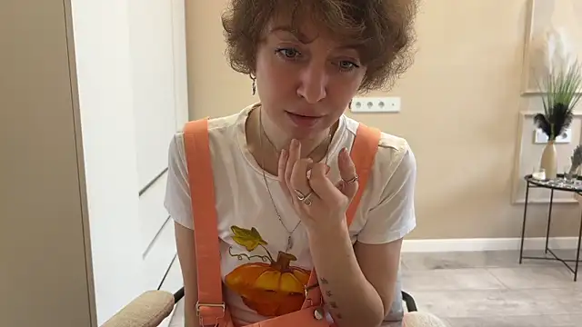 Snapshot of daniellia_ chatting on November 2025 08:46:02 AM daniellia online show from November 2025 08:46:02 AM