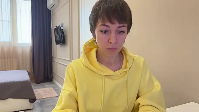 Snapshot of daniellia_ chatting on January 2026 09:36:02 AM daniellia online show from January 2026 09:36:02 AM