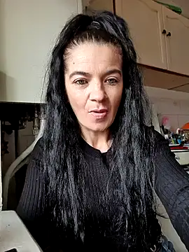 alinaalinutzq online show from December 2025 12:55:01 PM