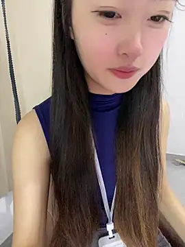 MengMeng0515 online show from May 2026 01:29:01 PM