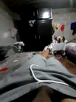 Snapshot of jann1900 chatting on December 2025 12:18:01 AM jann1900 online show from December 2025 12:18:01 AM