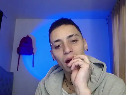 xalejo max online show from October 2025 06:39:02 PM