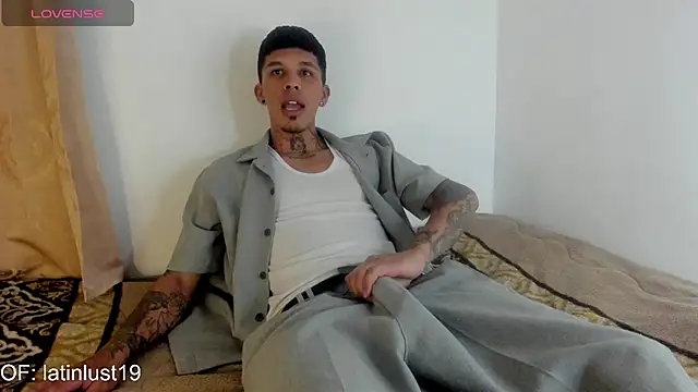 Savajelust online show from May 2026 10:18:01 PM
