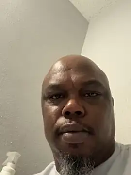 Snapshot of devon3421 chatting on November 2025 05:57:01 PM devon3421 online show from November 2025 05:57:01 PM