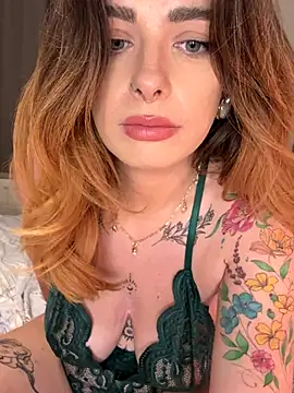 Snapshot of PiperPassionX chatting on October 2025 09:02:01 PM PiperPassionX online show from October 2025 09:02:01 PM