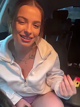 Snapshot of PiperPassionX chatting on October 2025 05:34:01 PM PiperPassionX online show from October 2025 05:34:01 PM