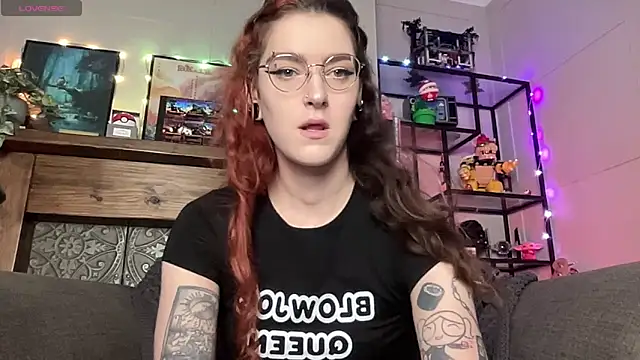 rae moonn online show from July 2026 12:55:01 PM