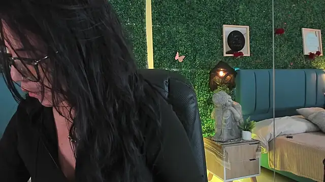 Linagh  online show from January 2026 11:34:01 AM