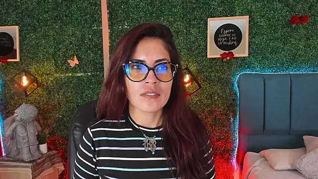 Linagh  online show from March 2026 12:53:01 PM