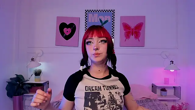Zoe Lynch  online show from April 2026 11:34:01 AM