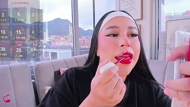 Zoey thompson online show from September 2025 07:38:01 PM