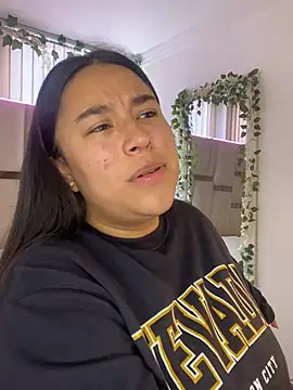 Snapshot of Zoey_thompson chatting on January 2026 07:41:01 PM Zoey thompson online show from January 2026 07:41:01 PM