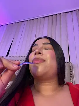Zoey thompson online show from April 2026 03:02:01 AM