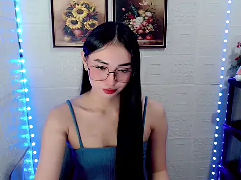 lovelysassy online show from October 2025 09:03:02 PM