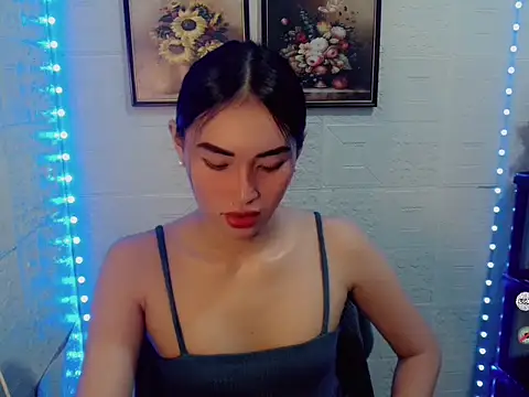 lovelysassy online show from November 2025 01:56:02 PM