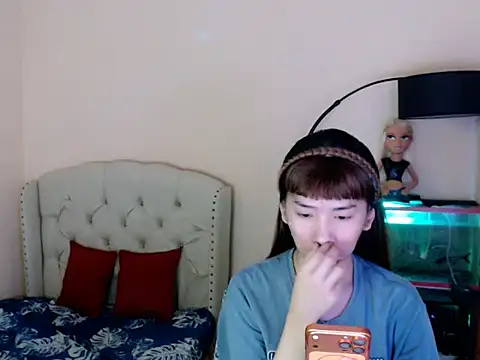 ShantalFoxxy  online show from April 2026 12:30:02 AM