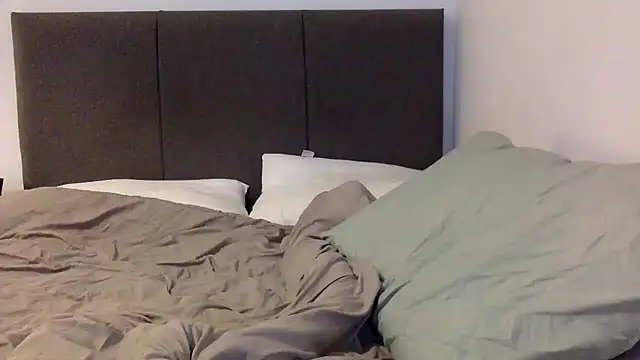 Snapshot of gracelovesxx chatting on November 2025 10:51:02 AM gracelovesxx online show from November 2025 10:51:02 AM