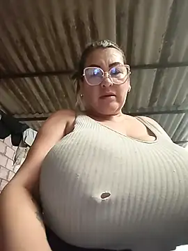 AlexxiaaMat online show from May 2026 11:06:01 AM