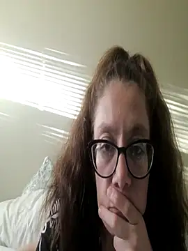 Snapshot of isabellenoela chatting on October 2025 10:33:02 PM isabellenoela online show from October 2025 10:33:02 PM