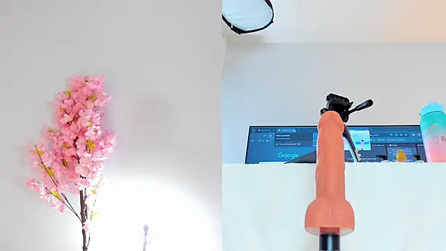 Snapshot of maily_zanss chatting on November 2025 07:23:02 PM maily zanss online show from November 2025 07:23:02 PM