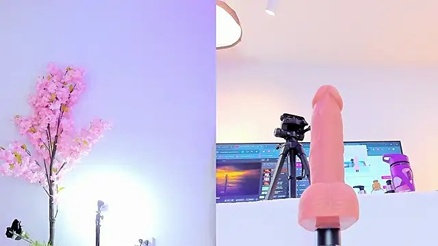 Snapshot of maily_zanss chatting on January 2026 07:37:02 PM maily zanss online show from January 2026 07:37:02 PM