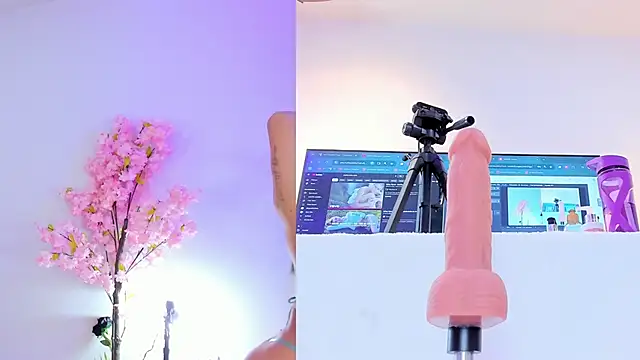 Snapshot of maily_zanss chatting on January 2026 07:37:02 PM maily zanss online show from January 2026 07:37:02 PM