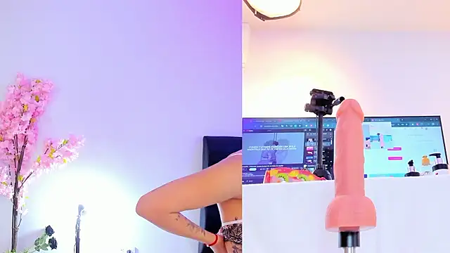 Snapshot of maily_zanss chatting on January 2026 07:50:01 PM maily zanss online show from January 2026 07:50:01 PM