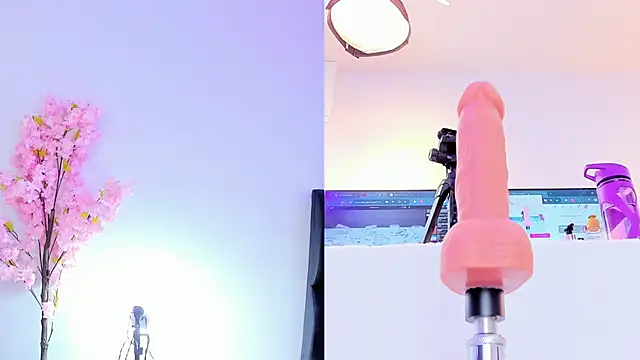 Snapshot of maily_zanss chatting on February 2026 07:43:01 PM maily zanss online show from February 2026 07:43:01 PM