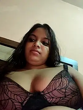 Snapshot of Maahhii_2 chatting on July 2026 07:57:01 PM Maahhii 2 online show from July 2026 07:57:01 PM