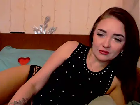 Snapshot of Veronica-Luxs chatting on February 2026 08:07:02 AM Veronica-Luxs online show from February 2026 08:07:02 AM