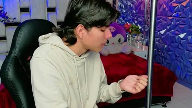 alandelrey57 online show from March 2026 01:28:01 PM