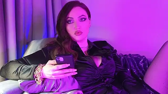 AliceJameson online show from November 2025 08:41:01 PM