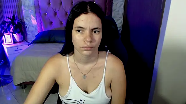 maira tf online show from December 2025 03:44:02 AM