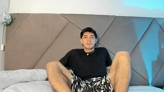 andrew colleman online show from February 2026 02:59:02 AM