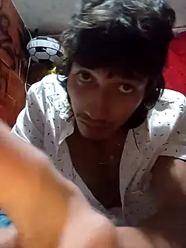 Snapshot of alexandercruz chatting on December 2025 10:37:01 PM alexandercruz online show from December 2025 10:37:01 PM