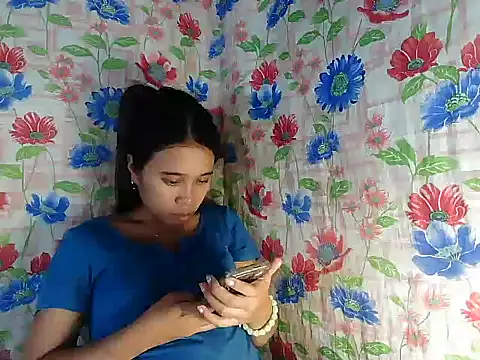 Pinay Skinny18 online show from September 2025 01:03:01 PM