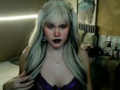 YllanaAltheaXxX online show from May 2026 07:41:02 PM