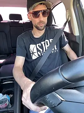 Snapshot of thejohnryancollection chatting on October 2025 08:52:01 PM thejohnryancollection online show from October 2025 08:52:01 PM