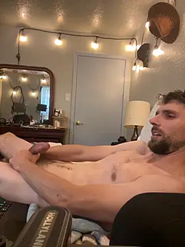 Snapshot of thejohnryancollection chatting on December 2025 09:32:01 PM thejohnryancollection online show from December 2025 09:32:01 PM