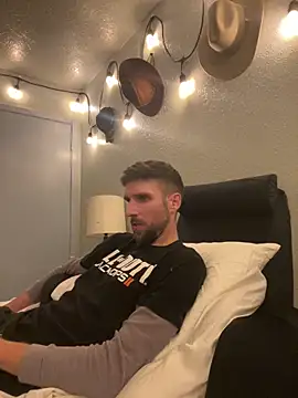 Snapshot of thejohnryancollection chatting on December 2025 01:14:02 AM thejohnryancollection online show from December 2025 01:14:02 AM