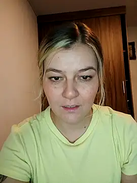 Fernandar2025 online show from October 2025 03:25:03 AM