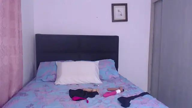 Tiiana online show from February 2026 05:09:02 PM