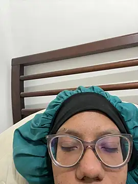 Valen1800 online show from February 2026 01:02:01 AM