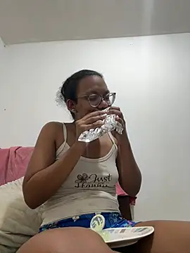 Valen1800 online show from March 2026 01:12:02 AM