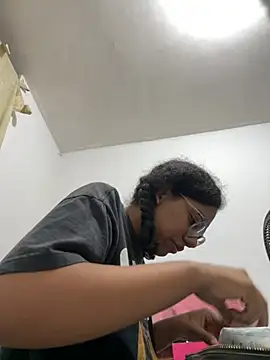 Valen1800 online show from March 2026 01:01:02 AM