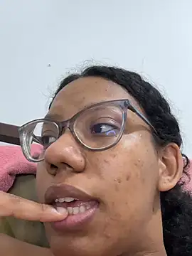 Valen1800 online show from March 2026 03:11:02 AM