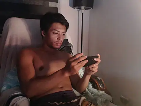 Asian gregor online show from February 2026 05:38:01 PM