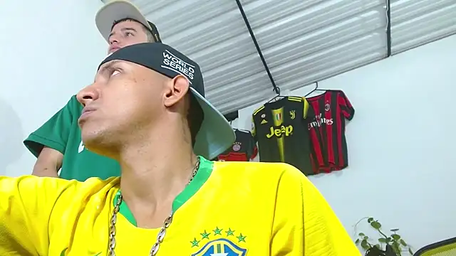 skinny23cm online show from March 2026 01:17:02 PM