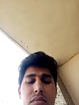 Snapshot of HarryChoudhary21 chatting on February 2026 10:44:02 AM HarryChoudhary21 online show from February 2026 10:44:02 AM