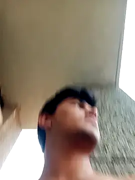 Snapshot of HarryChoudhary21 chatting on February 2026 01:07:02 PM HarryChoudhary21 online show from February 2026 01:07:02 PM